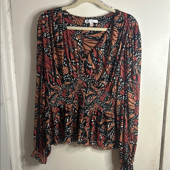 Butterfly Print V-Neck Long Sleeve Blouse in Orange and Black - Picture 1 of 5